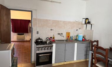 Departamento de 3 ambientes en Caseros entre 25 de Mayo y San Martín