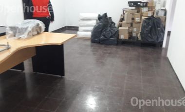 VENTA EXCELENTE EDIFICIO COMERCIAL EN CENTRO DE PILAR - ZONIFICACION UCA