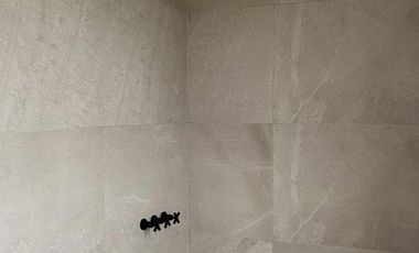 Sobre laguna, increíble, divina y lista para entrar