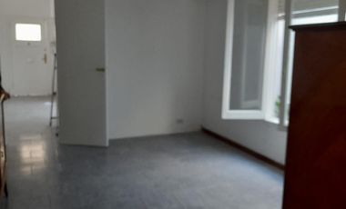 Casa en  barrio Pompeya