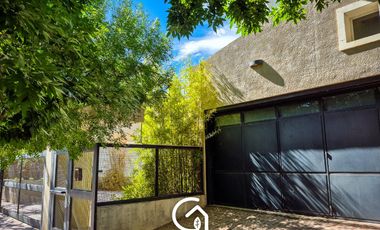 Casa en  B. Capellán