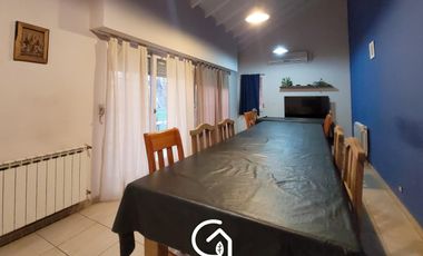 Casa en  B. Capellán