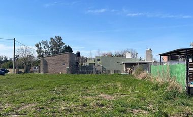 Terreno en venta Barrio los Pinos II, Álvarez