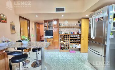 Venta Departaento Semipiso 6 Ambientes con doble cochera, Plaza Conesa, Pileta- Quilmes