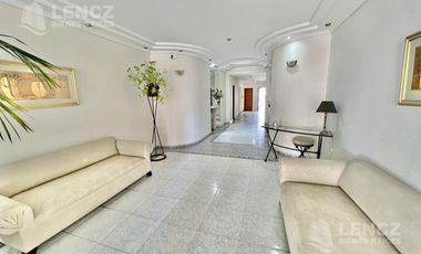 Venta Departaento Semipiso 6 Ambientes con doble cochera, Plaza Conesa, Pileta- Quilmes