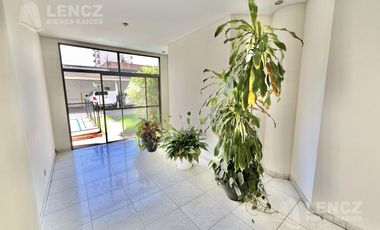 Venta Departaento Semipiso 6 Ambientes con doble cochera, Plaza Conesa, Pileta- Quilmes