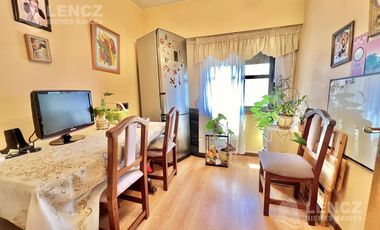 Venta Departaento Semipiso 6 Ambientes con doble cochera, Plaza Conesa, Pileta- Quilmes
