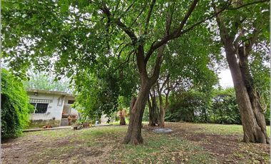 Casa en venta en Timbues de 2 dormitorios con piscina y gran terreno.