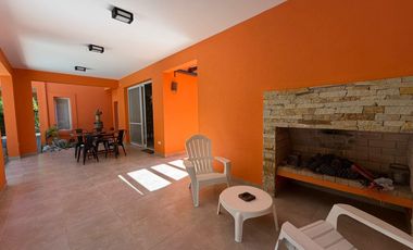 Casa sobre dos Lotes en Venta en la Herradura