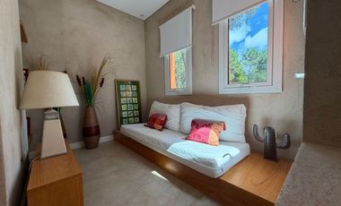 Casa sobre dos Lotes en Venta en la Herradura