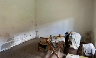 Casa en excelente ubicacion sobre lote de 13 x 56!