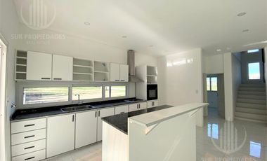 Canning  Casa Lagos de Canning 4 ambientes