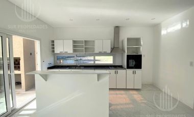 Canning  Casa Lagos de Canning 4 ambientes