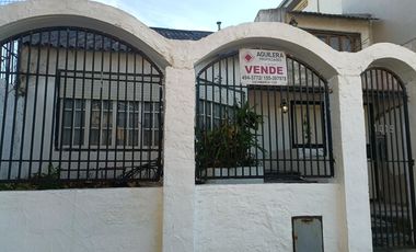 Casa a reciclar sobre lote E1