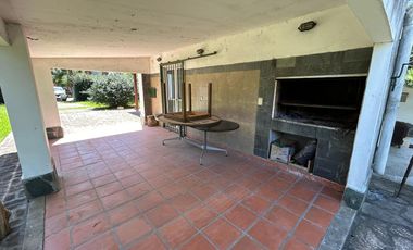 Venta - Casa - Barrio Parque Exaltación - Exaltación de la Cruz