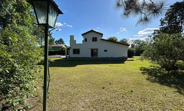 Venta - Casa - Barrio Parque Exaltación - Exaltación de la Cruz