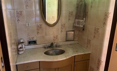 Casa en  Turdera  3 dormitorios cochera y quincho