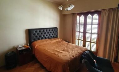 Casa - Echesortu - Pileta - quincho