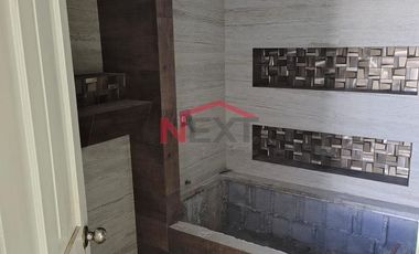 VENTA RESIDENCIA AL NORTE BLVD MUSA DE LEON