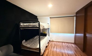 Casa en Narvarte Poniente con 4 recámaras, 4 baños y 2 Estacionamientos