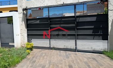 VENTA DE CASA AL PONIENTE DE SALTILLO EN FRACCIONAMIENTO SAN RAFAEL