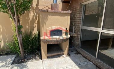 Venta de Casa 4 Recamaras en República Oriente