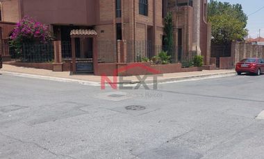 CASA EN ESQUINA EN VENTA COL. CUMBRES