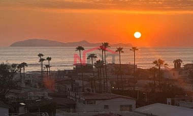 VENTA DE CONDOMINIO CON VISTA AL MAR EN ROSARITO, BC