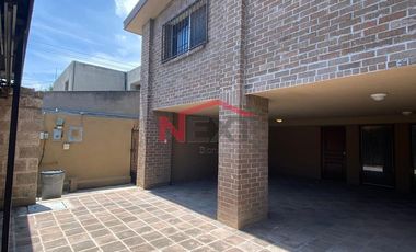 Venta República Oriente Casa con Terreno de 1,148m2