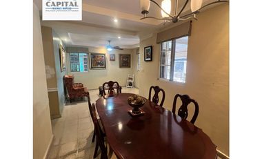 CASA EN URB. PASEO DEL VALLE - VILLA LUCRE