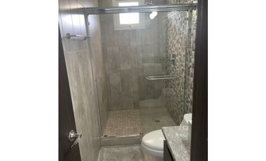 Alquiler de Apartamento 2 Hab Amoblado en PH. Forest Towers, Cocolí