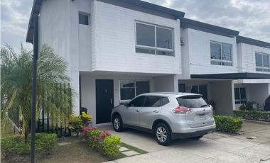 EL CRISOL / PH VILLASOL / 100M / 3 HABITACION / 2 NIVEL / LINEA BLANCA