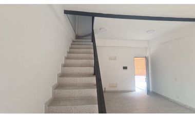 LOCAL EN ARRIENDO TOSCANA -MADRID