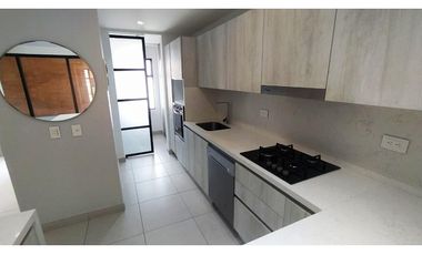 Linda Casa en Venta – Conjunto Cerrado, Cerritos, Pereira