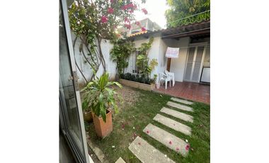 SE ARRIENDA AMPLIA CASA EN BARRIO LA CASTELLANA DE MONTERA