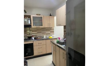 SE ARRIENDA AMPLIA CASA EN BARRIO LA CASTELLANA DE MONTERA