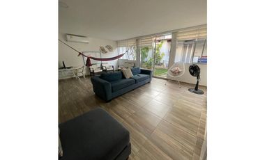 SE ARRIENDA AMPLIA CASA EN BARRIO LA CASTELLANA DE MONTERA