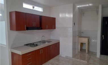 Casa Jamundí reformada | 3 Pisos| Ideal para inversión