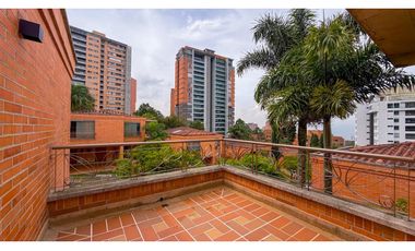 Casa de lujo para la venta en el Poblado