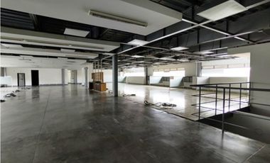 Arriendo Edificio En Morato