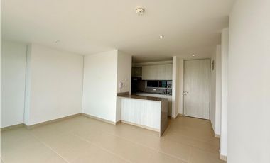 APARTAMENTO NUEVO EN ALTOS DE LOS ROSALES CON VISTA A VEGETACION