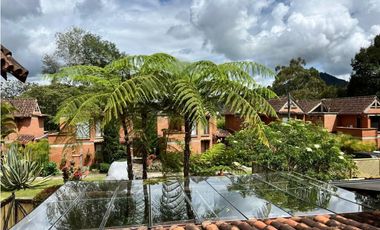 CASA EN UNIDAD CERRADA EN EL RETIRO