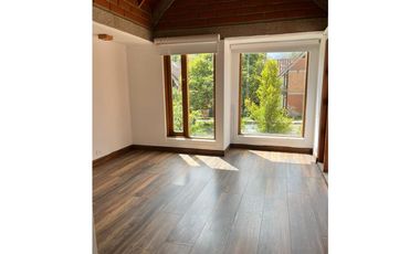 CASA EN UNIDAD CERRADA EN EL RETIRO