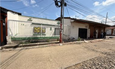 CASA EN VENTA GUACARI VALLE DEL CAUCA 264m2