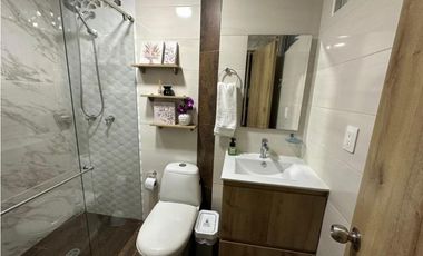 SE VENDE  HERMOSO CASA EN LAGOS 1 FLORIDABLANCA