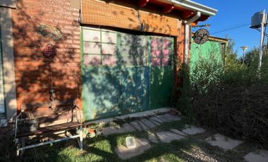 Casa en venta c/ cochera en Saldungaray