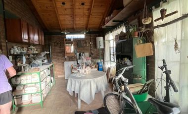 Casa en venta c/ cochera en Saldungaray