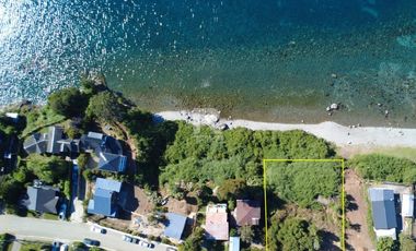 PLAYA HERMOSA, LOTE DE 670M2 CON BORDE LAGO.