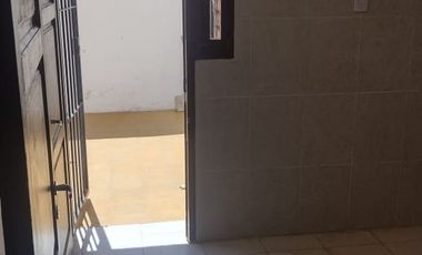 CASA APTA A CREDITO EN CALLE SANTA FE Y ABERASTAIN