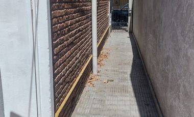 CASA APTA A CREDITO EN CALLE SANTA FE Y ABERASTAIN